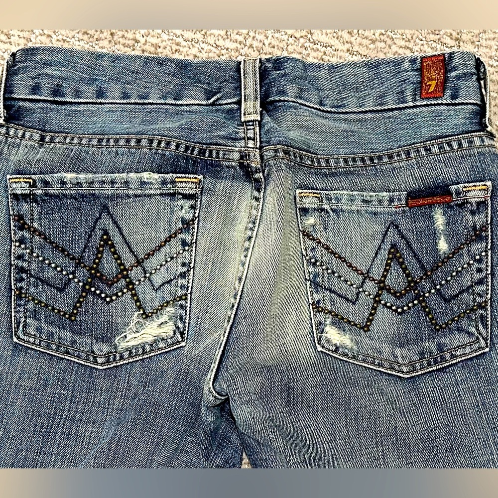 Seven jeans A Pocket with brass studs on A pocket. Size 25 from Nordstroms.